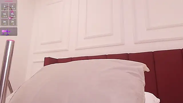 Snapshot of Luna_monroe_ chatting on March 1, 1:51 pm Luna monroe online show from March 1, 1:51 pm