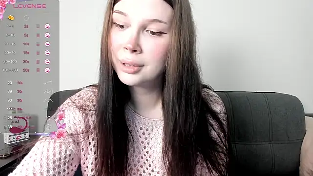 Snapshot of sandravegas1 chatting on February 20, 6:57 pm sandravegas1 online show from February 20, 6:57 pm