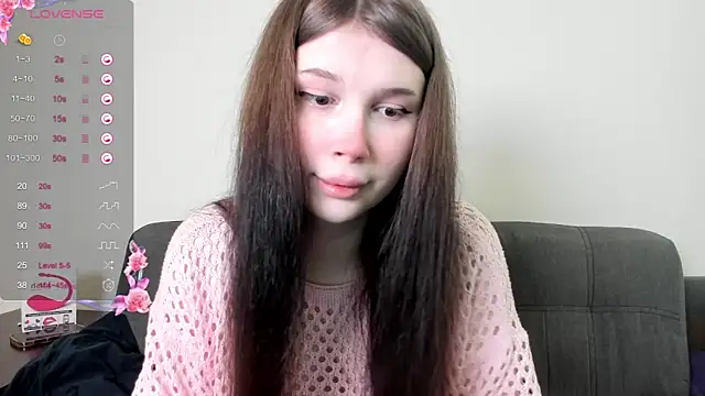 Snapshot of sandravegas1 chatting on February 23, 9:00 am sandravegas1 online show from February 23, 9:00 am