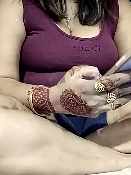 Snapshot of QueenHaryana chatting on October 14, 2:07 pm QueenHaryana online show from October 14, 2:07 pm