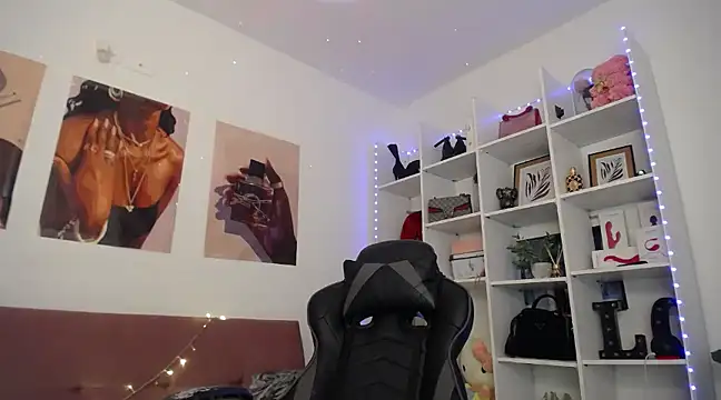 catalinapalencia online show from February 10, 9:58 pm