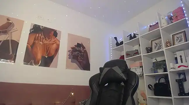 catalinapalencia online show from February 22, 6:41 pm