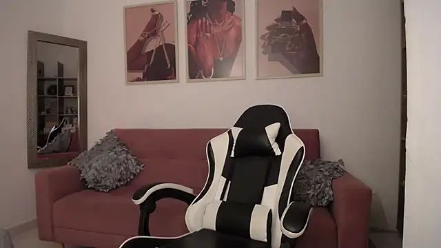 catalinapalencia online show from November 4, 7:13 pm