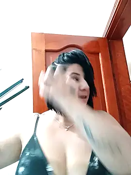 AngeleRoux online show from October 30, 4:08 pm