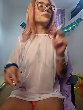 911Calling online show from February 7, 8:20 pm