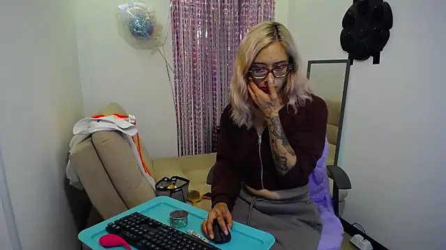 911Calling online show from March 1, 1:22 am