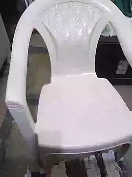 Snapshot of aliseanu chatting on December 22, 1:00 pm aliseanu online show from December 22, 1:00 pm