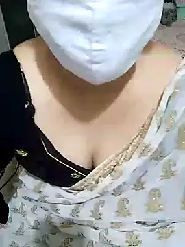 Snapshot of aliseanu chatting on January 10, 2:13 pm aliseanu online show from January 10, 2:13 pm