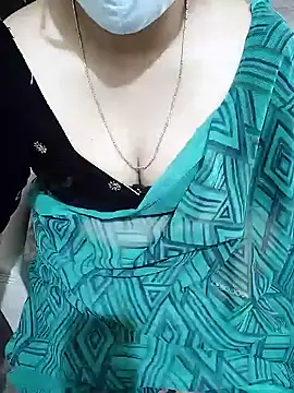 Snapshot of aliseanu chatting on January 16, 4:49 am aliseanu online show from January 16, 4:49 am