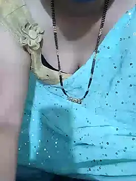 Snapshot of aliseanu chatting on January 25, 11:55 am aliseanu online show from January 25, 11:55 am