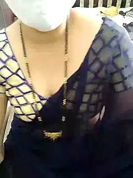 Snapshot of aliseanu chatting on February 2, 11:08 am aliseanu online show from February 2, 11:08 am