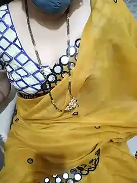 Snapshot of aliseanu chatting on February 7, 1:11 pm aliseanu online show from February 7, 1:11 pm