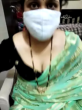 Snapshot of aliseanu chatting on March 13, 4:38 am aliseanu online show from March 13, 4:38 am