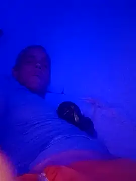 sexsuchti80 online show from October 1, 11:44 pm