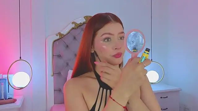 Snapshot of _ambar_Adamss chatting on October 27, 11:47 am ambar Adamss online show from October 27, 11:47 am