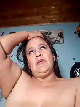 Snapshot of DirtyStefaniax chatting on March 22, 6:47 pm DirtyStefaniax online show from March 22, 6:47 pm