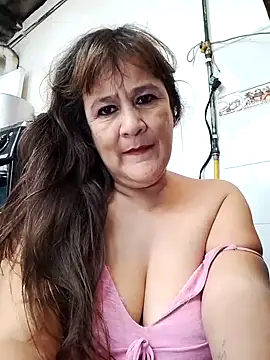 Snapshot of DirtyStefaniax chatting on October 3, 5:43 pm DirtyStefaniax online show from October 3, 5:43 pm