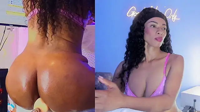 Snapshot of sashamonroe__ chatting on October 18, 10:38 am sashamonroe online show from October 18, 10:38 am