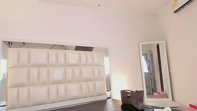 Alhana pulido online show from March 18, 5:53 pm