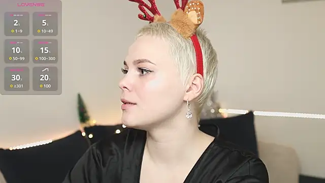 LikaBerry1 online show from December 31, 7:51 pm