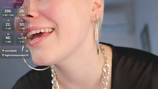 LikaBerry1 online show from February 5, 10:12 pm