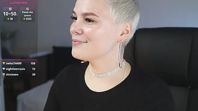 LikaBerry1 online show from February 19, 9:47 pm