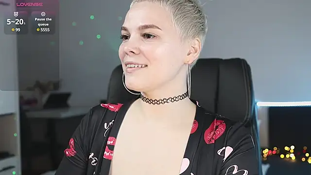 LikaBerry1 online show from March 12, 7:06 pm