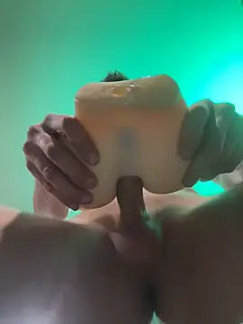 Snapshot of hornybdsmbwc chatting on January 14, 4:15 am hornybdsmbwc online show from January 14, 4:15 am