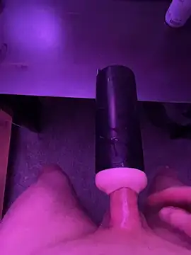 Snapshot of hornybdsmbwc chatting on February 4, 4:05 am hornybdsmbwc online show from February 4, 4:05 am