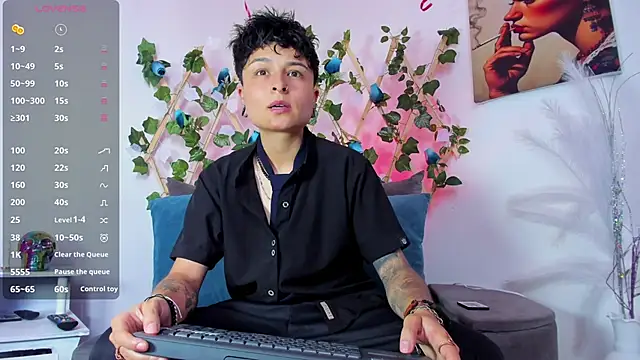 ZuryRamirez  online show from February 14, 7:44 pm