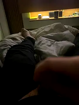 Snapshot of Hjsjsjsjjd chatting on October 1, 5:13 am Hjsjsjsjjd online show from October 1, 5:13 am