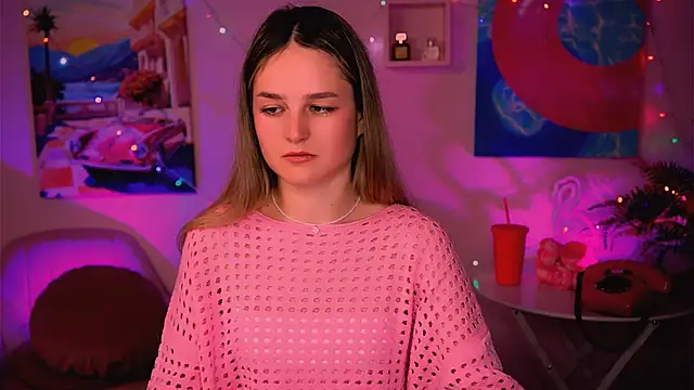 DeboraLarson online show from January 2, 4:09 am