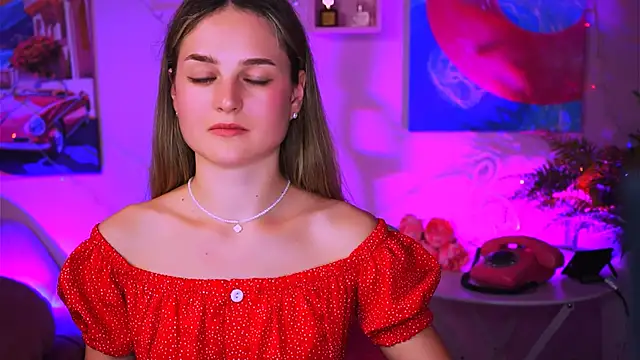 DeboraLarson online show from January 12, 10:45 am