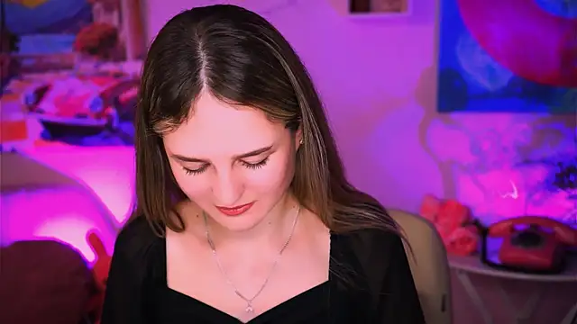 DeboraLarson online show from February 1, 10:44 pm