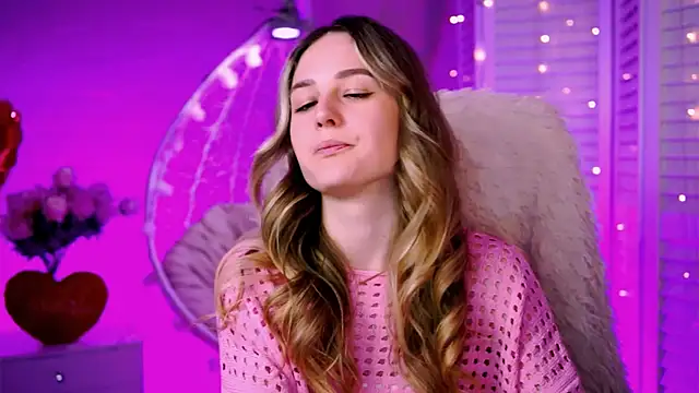 DeboraLarson online show from February 25, 4:21 pm