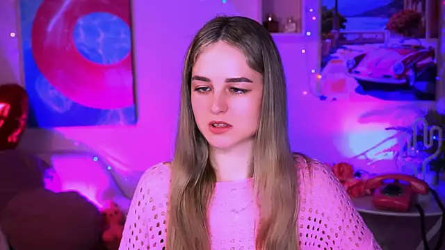 DeboraLarson online show from March 7, 3:51 am