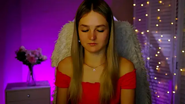 DeboraLarson online show from November 21, 3:38 am