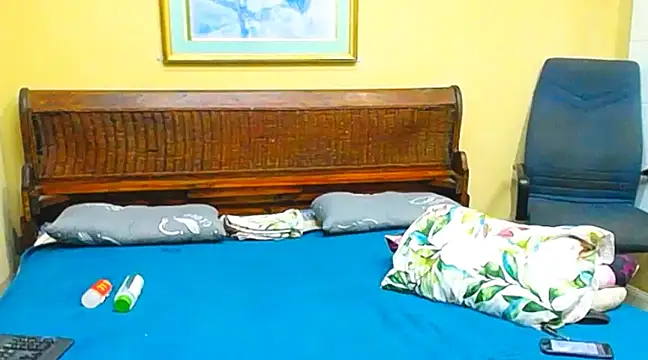 Snapshot of veronica1xxx chatting on January 28, 10:12 pm veronica1xxx online show from January 28, 10:12 pm