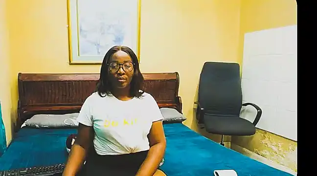 Snapshot of veronica1xxx chatting on February 1, 7:23 pm veronica1xxx online show from February 1, 7:23 pm