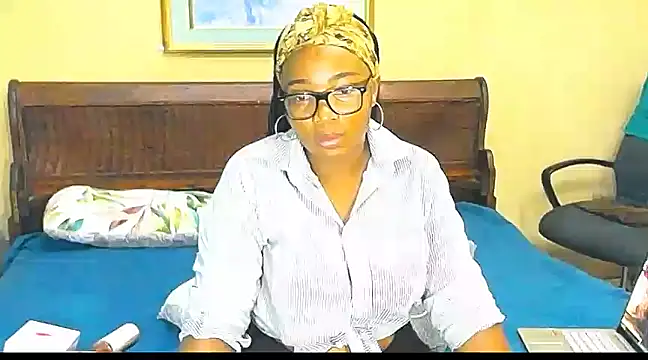 Snapshot of veronica1xxx chatting on March 14, 6:29 pm veronica1xxx online show from March 14, 6:29 pm