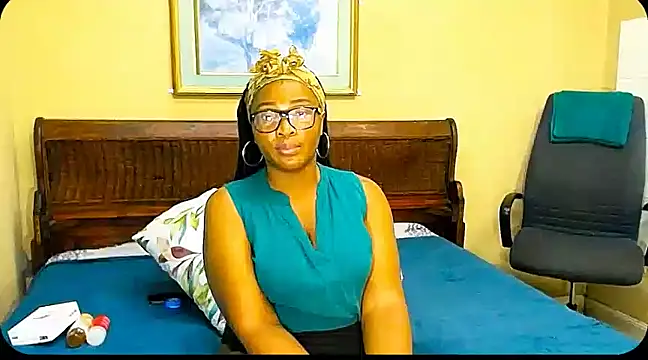 Snapshot of veronica1xxx chatting on March 17, 12:19 am veronica1xxx online show from March 17, 12:19 am