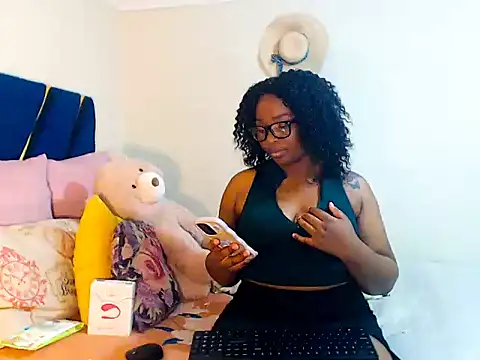 Snapshot of veronica1xxx chatting on December 17, 7:09 pm veronica1xxx online show from December 17, 7:09 pm