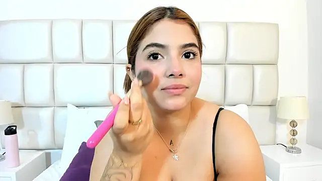 Snapshot of CortanaAdamss chatting on September 10, 11:10 am CortanaAdamss online show from September 10, 11:10 am