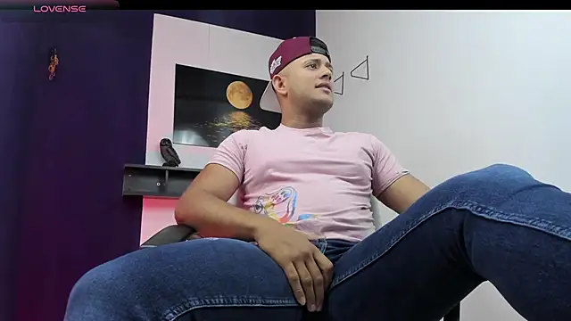 Marcos garcias online show from March 9, 10:08 am