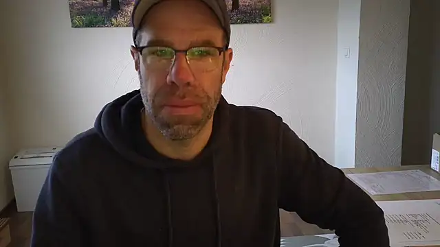 Harry Boldt online show from October 17, 6:16 am