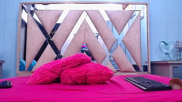 Snapshot of andy_staar chatting on December 4, 1:58 am andy staar online show from December 4, 1:58 am