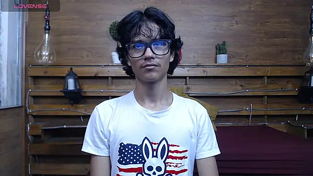 Snapshot of andy_staar chatting on September 30, 11:15 am andy staar online show from September 30, 11:15 am