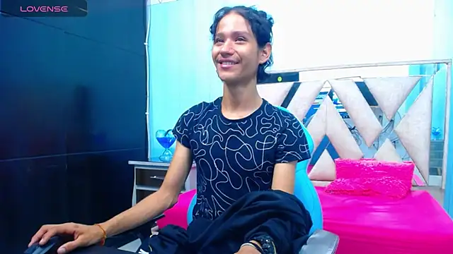 Snapshot of andy_staar chatting on October 4, 12:03 pm andy staar online show from October 4, 12:03 pm