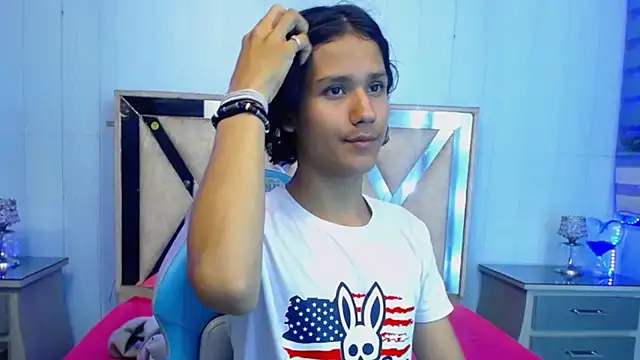 Snapshot of andy_staar chatting on November 21, 8:07 pm andy staar online show from November 21, 8:07 pm