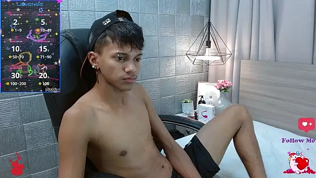 loistwink  online show from February 7, 3:12 am